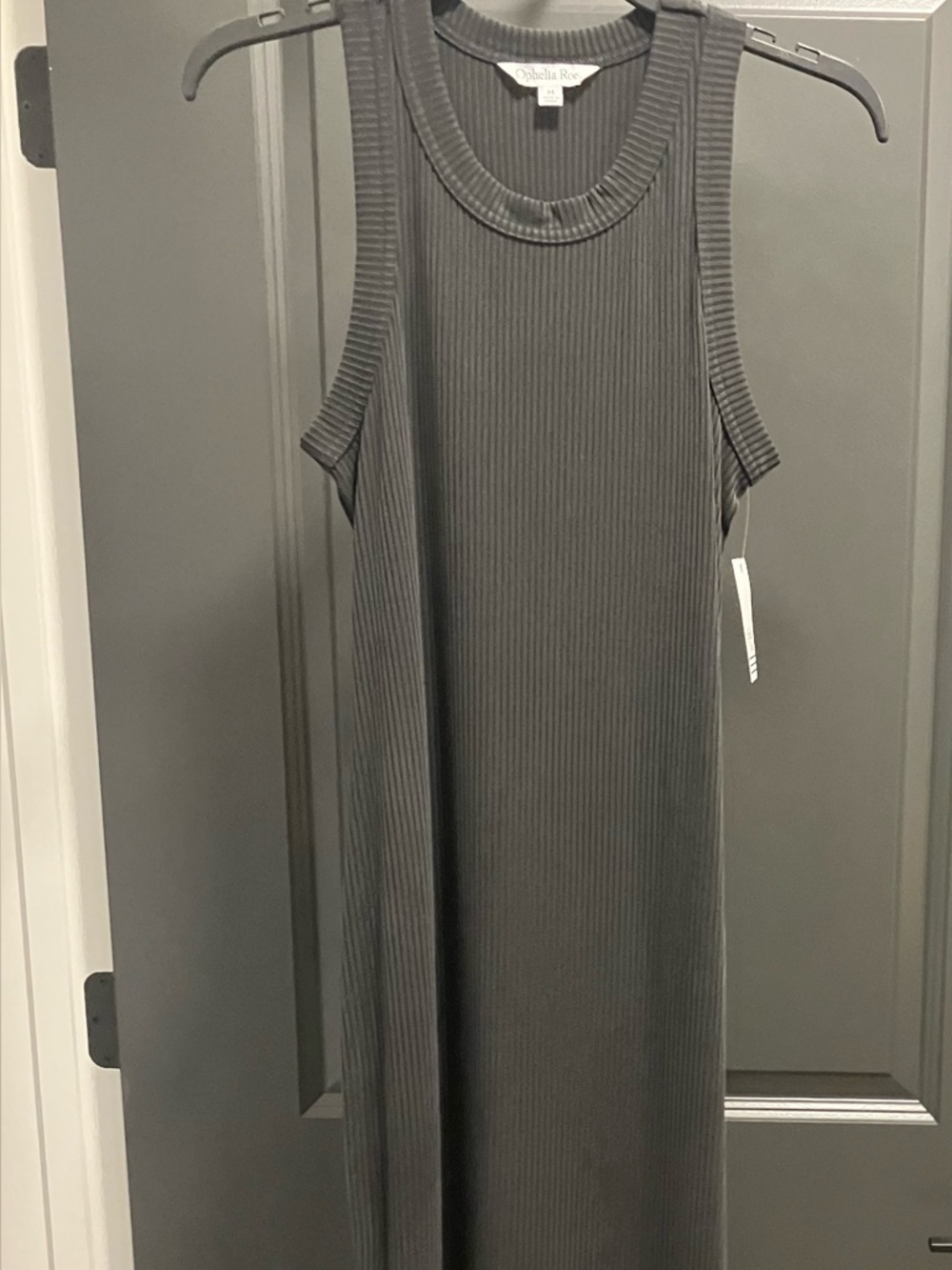 Sleeveless Ribbed Maxi Dress - Black